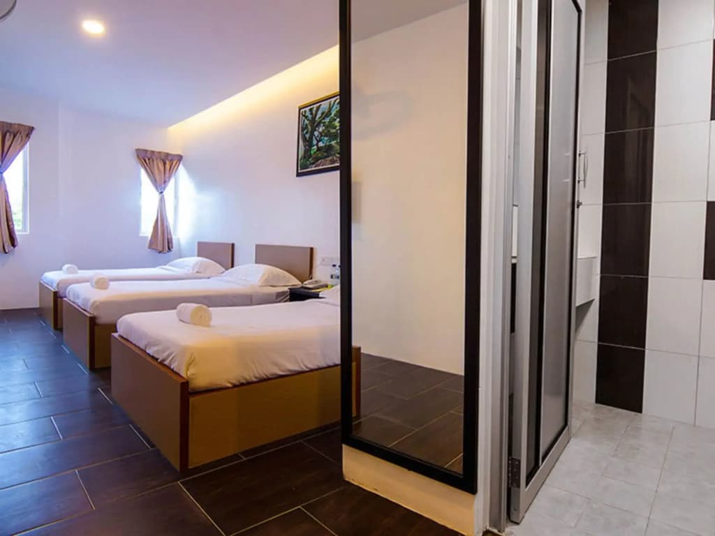 Hotel Sri Bernam - photo 23