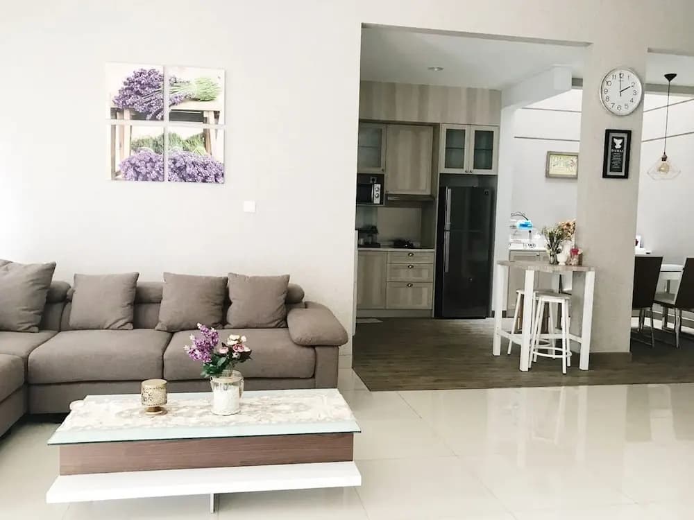 Kelapa Gading House - photo 18