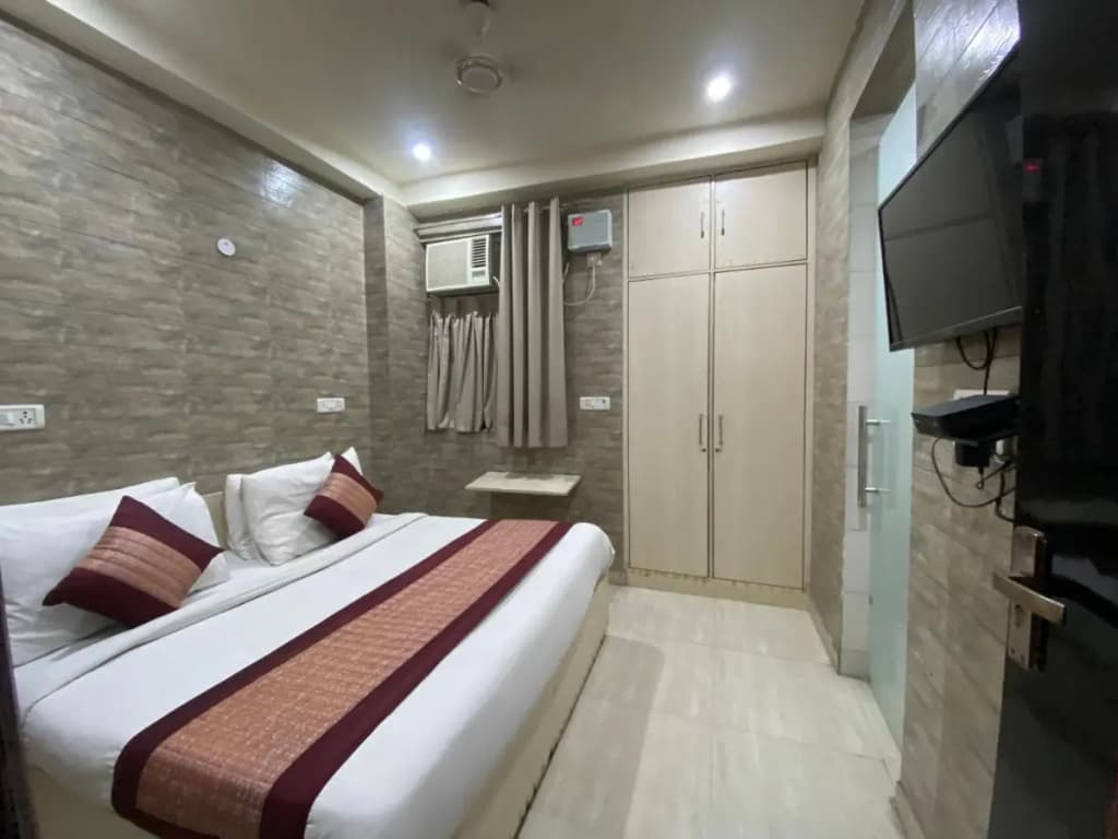 Hotel Red Chilly - photo 7