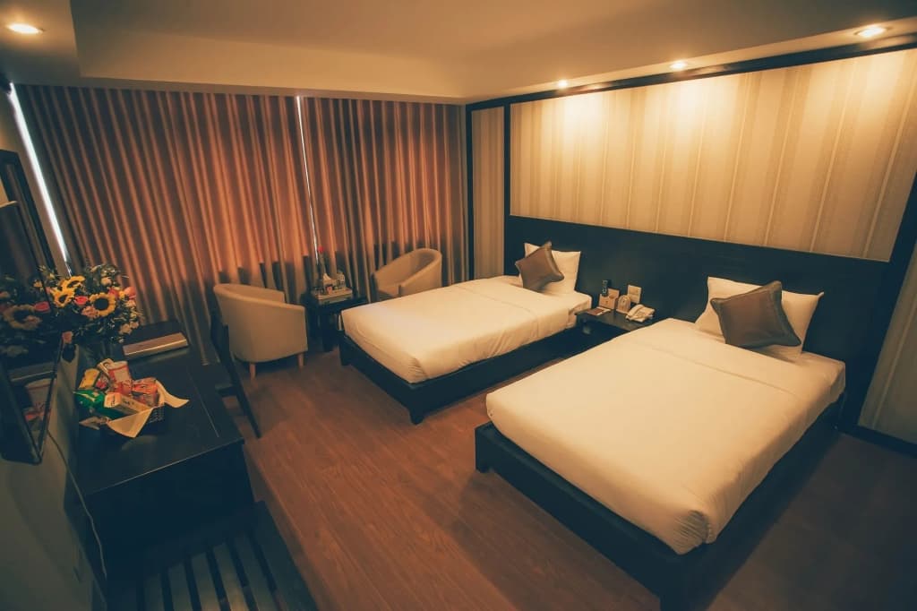 Top Hotel - photo 6