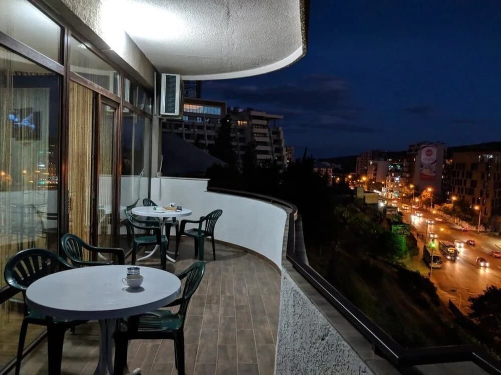 Avlabari Terrace Rooms - photo 11