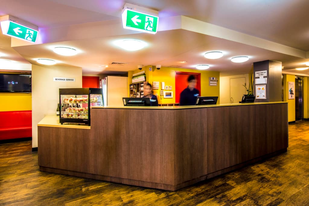 ibis budget Sydney Airport - photo 2
