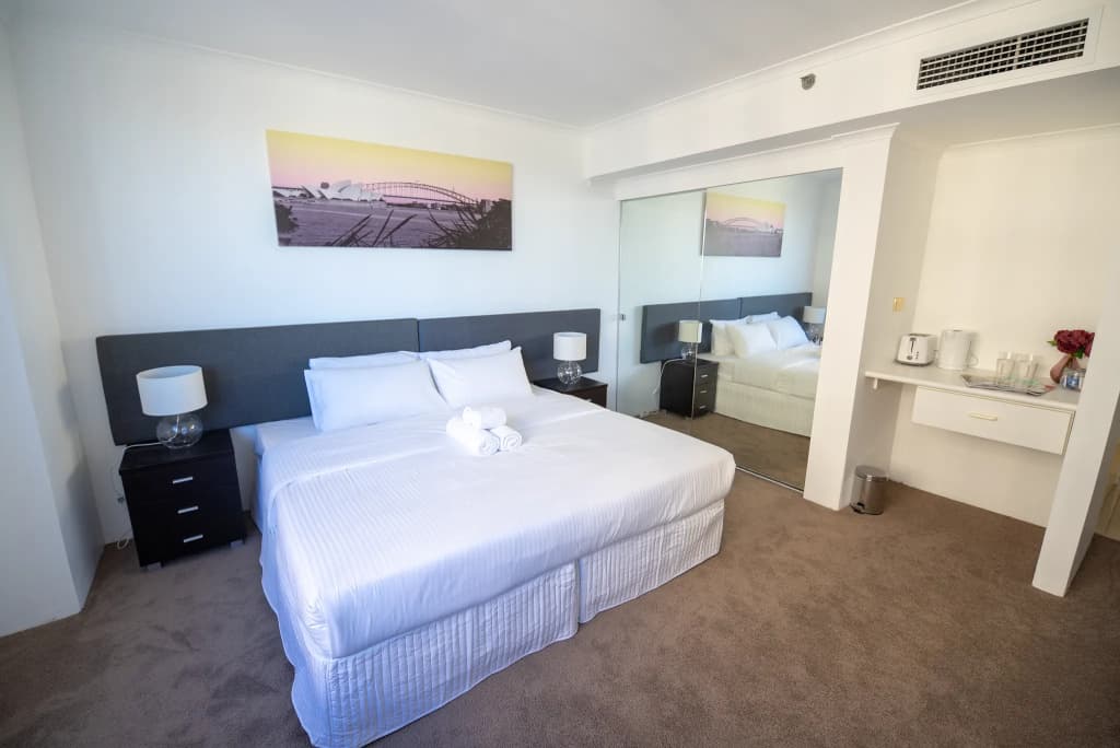 Castle Serviced Apartments - photo 2