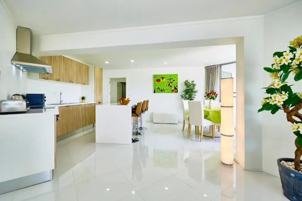 LUXURIOUS APARTMENT at VILLA NAVIN, 30's JOMTIEN BEACH - photo 18