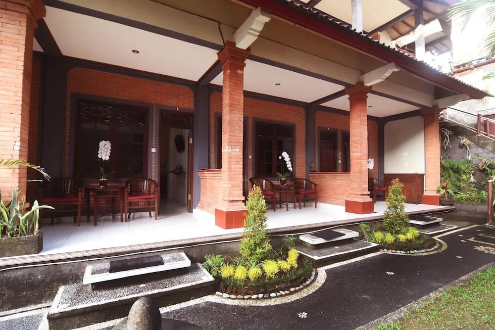 Arik's Homestay - photo 14