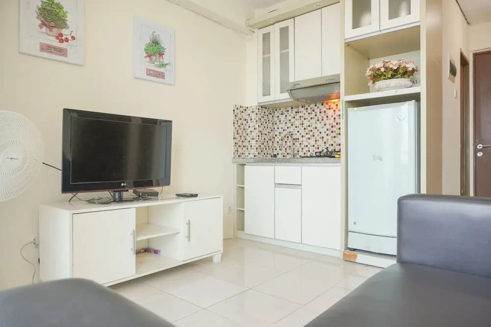 Homey And Comfortable 2Br Tifolia Apartment - photo 11