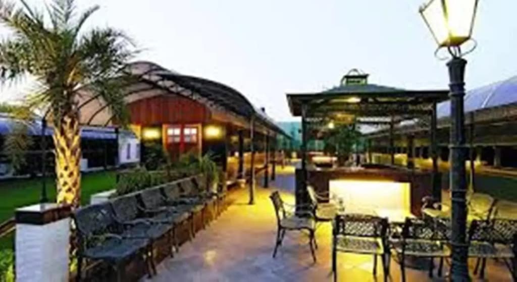 Tivoli Garden Resort - photo 10