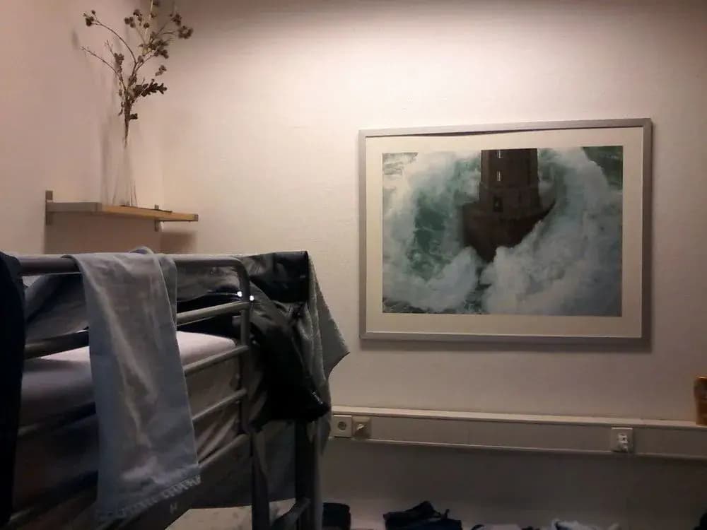 1st Apartments and Hostel - photo 6