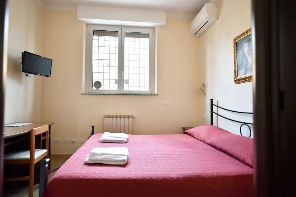 Via Curtatone 12 Apartment - photo 2
