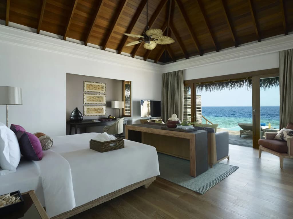 Dusit Thani Maldives Resort - photo 3