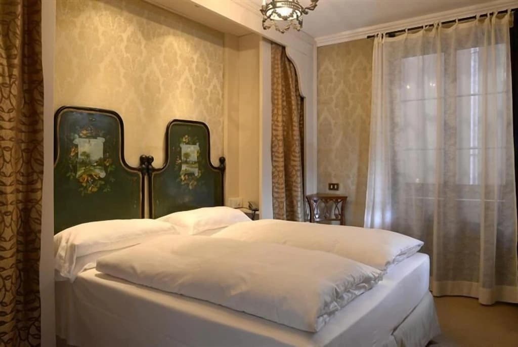 Hotel Flora - photo 35