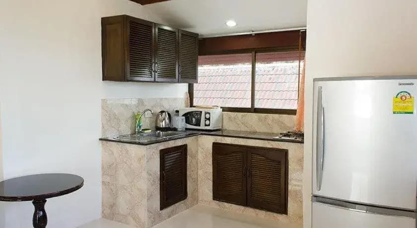 Baan Natacha Beachfront Guesthouse - photo 15