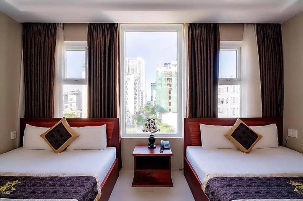 Dubai Hotel - photo 2
