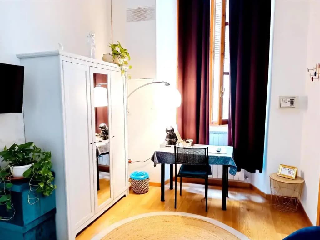 The Smallest Hostel Of Florence - photo 1
