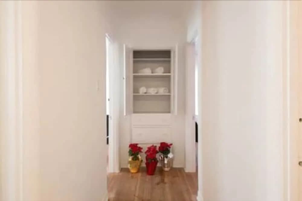 Los Angeles Family Home - photo 8