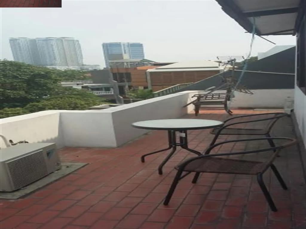 Mayestik Guest House Syariah - photo 16
