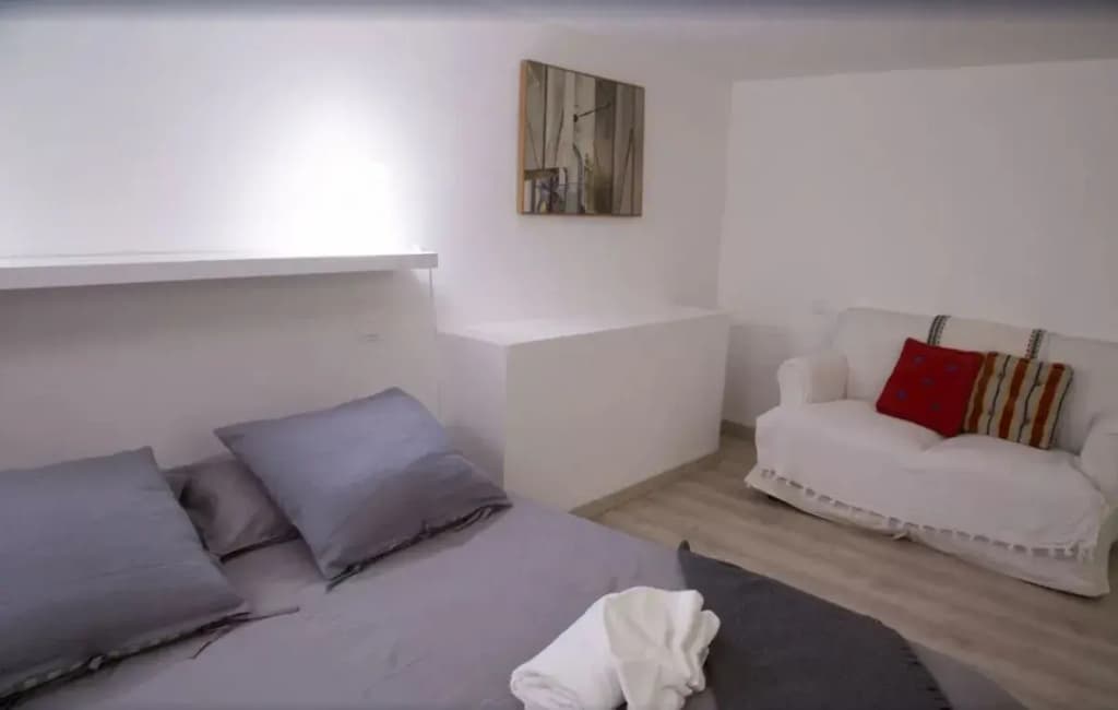 Termini Central Station Apartments - photo 2
