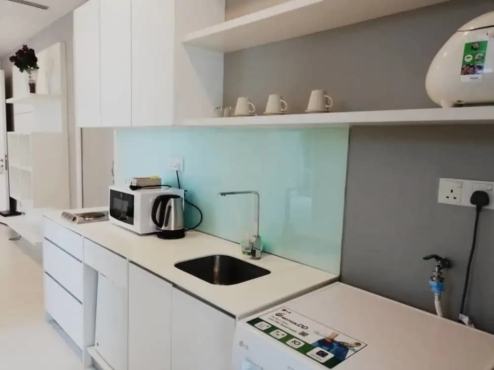 Binjai KLCC Luxury One-Bedroom Suite - photo 20