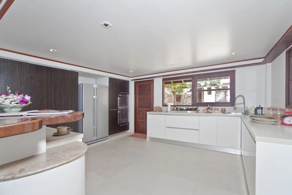 Bangrak Beachfront Villa - photo 20