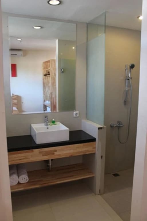 Hotel Karthi - photo 9