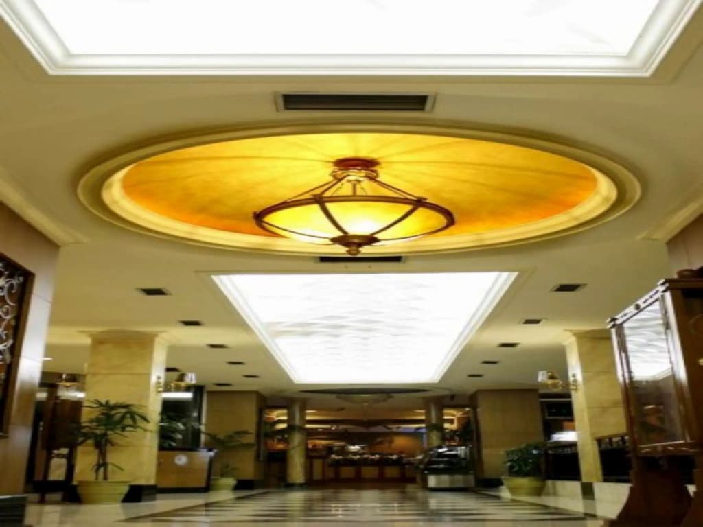 Hotel Kaisar - photo 2