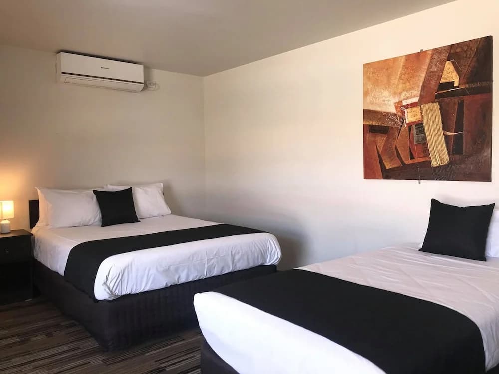 Guiding Star Hotel - photo 3