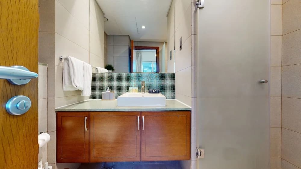 Marina Residence 1004 - photo 8