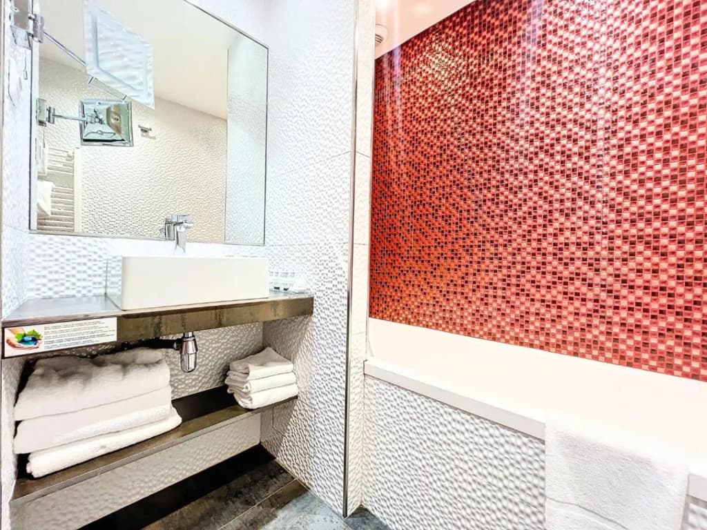 Best Western Nouvel Orléans Montparnasse - photo 39