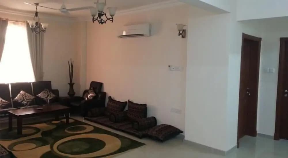 Jarzez Hotel Apartments Al Hail - photo 2