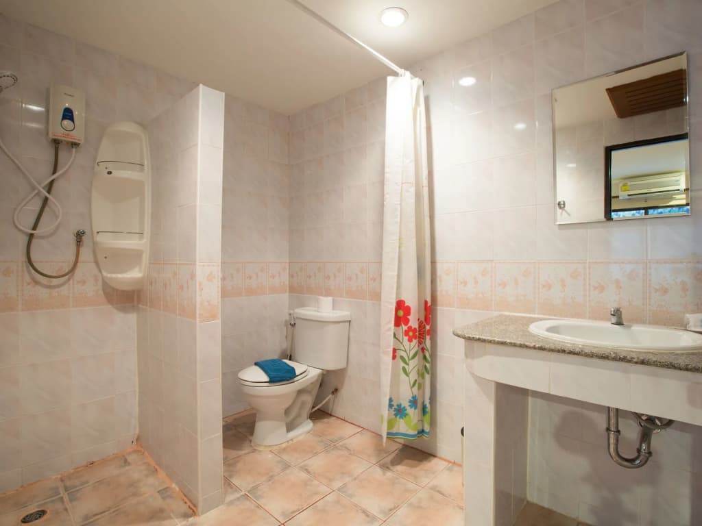 Stefans Guesthouse - photo 9