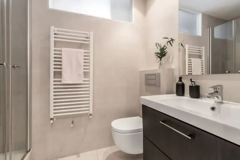 Oeste - 2 Bedrooms in Chueca - photo 6