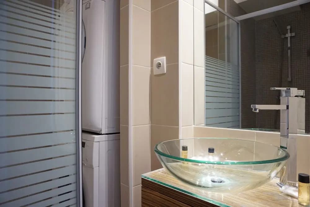 Porte Dauphine - 3 pièces - 90 m² - Paris 16 - photo 7