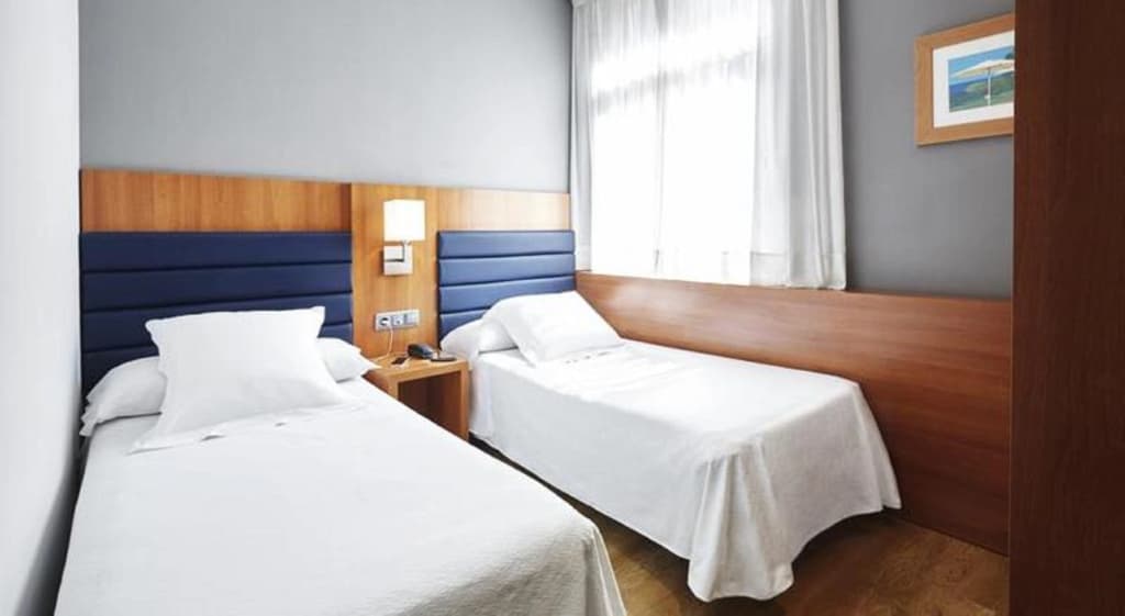 Barcelona Century Hotel - photo 7