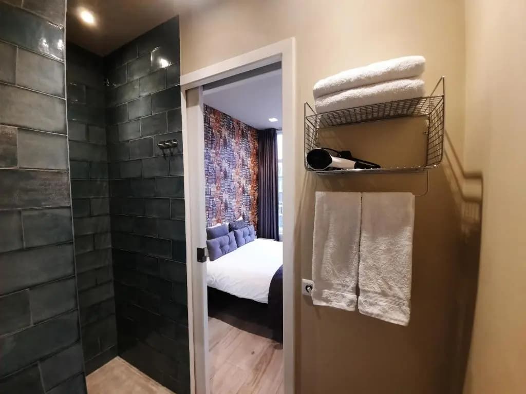 RoomWest - photo 2