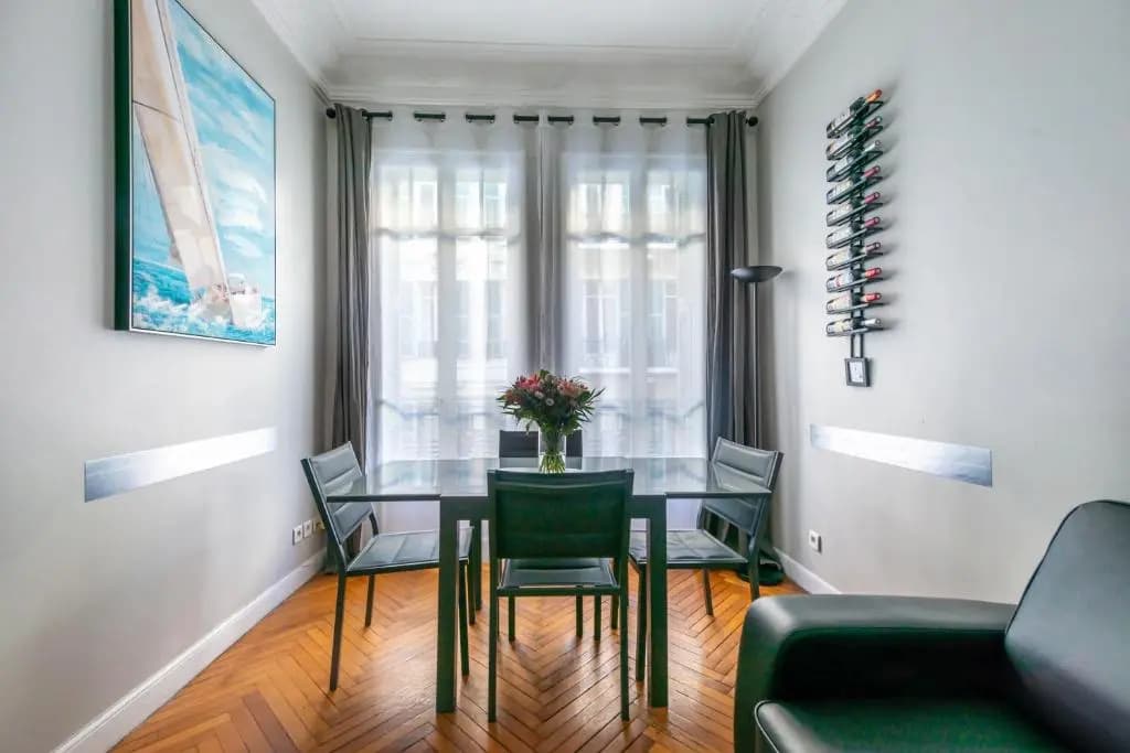 Nice Central Art Deco Flat 45 m² - photo 7