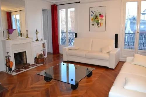 Appartement moulin rouge II - photo 1