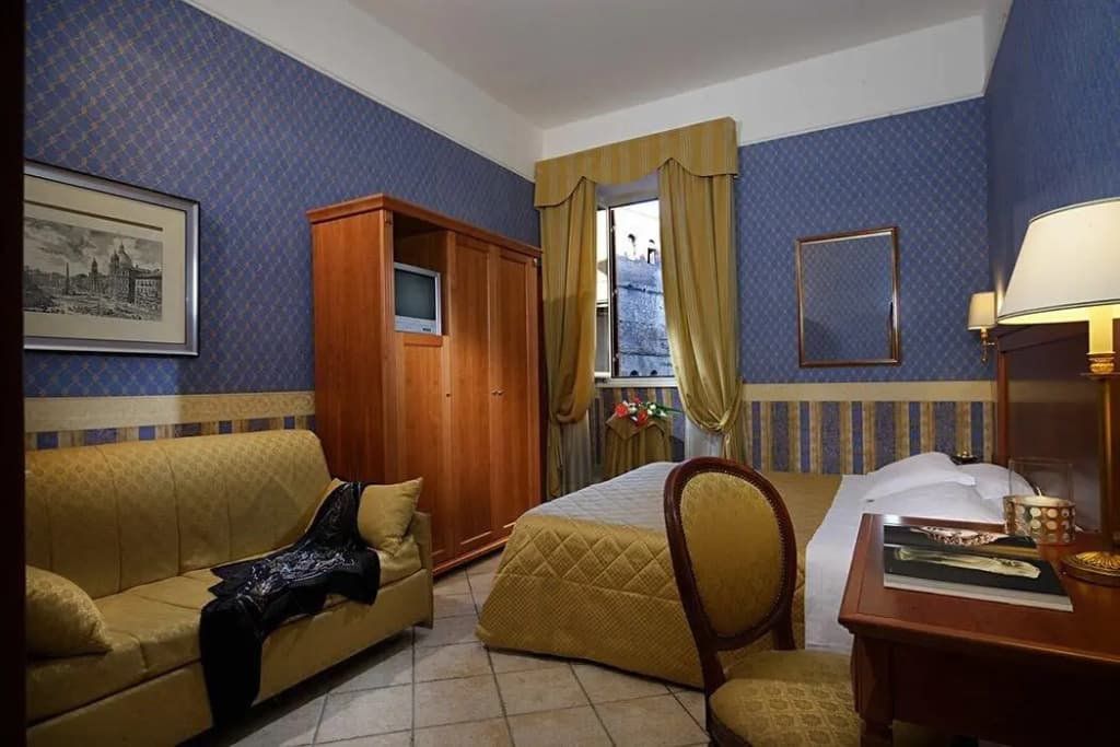 Hotel Golden - photo 14