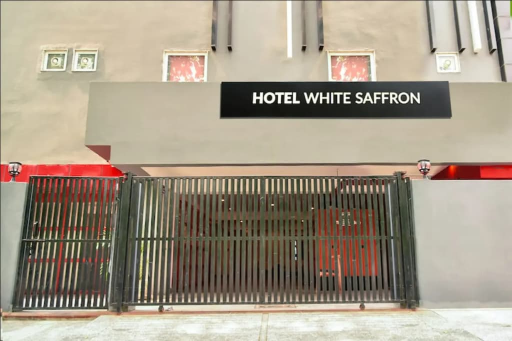 Hotel White Saffron - photo 12