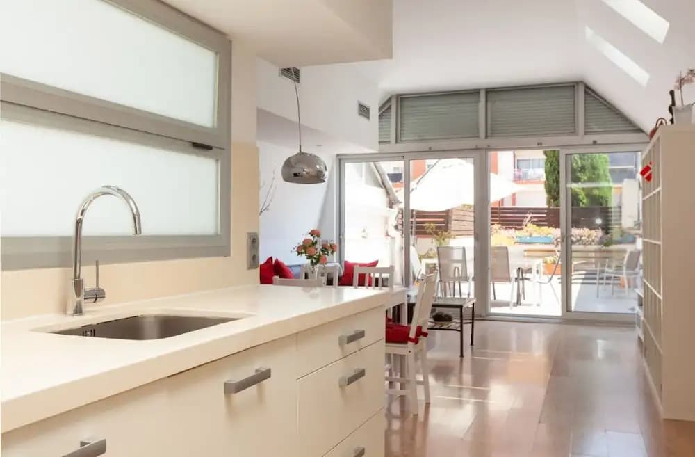 Centric Apartment Barna - photo 17