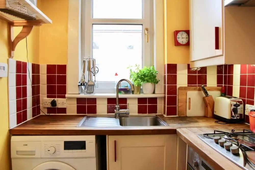 2 Bedroom Flat With Beautiful Views - photo 11