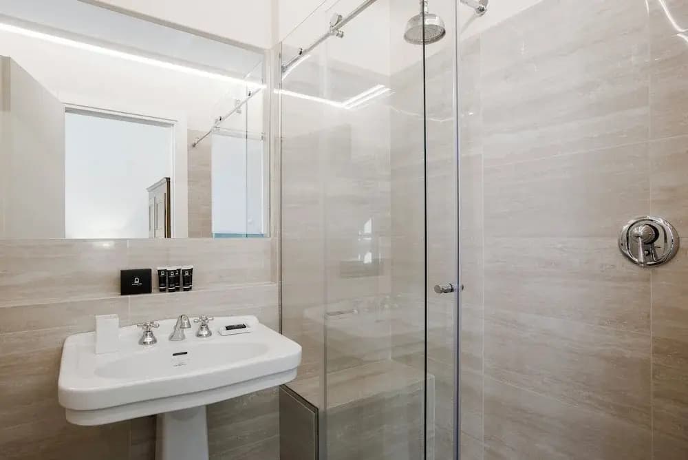 Prestigious Apartments Via Barberini - photo 7