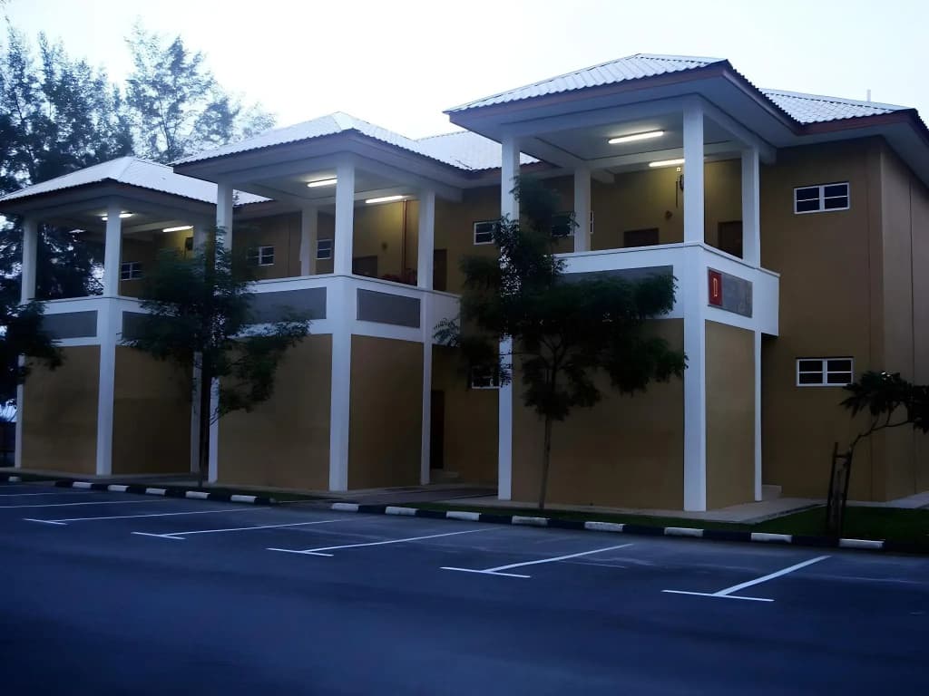 Scout Inn - photo 1