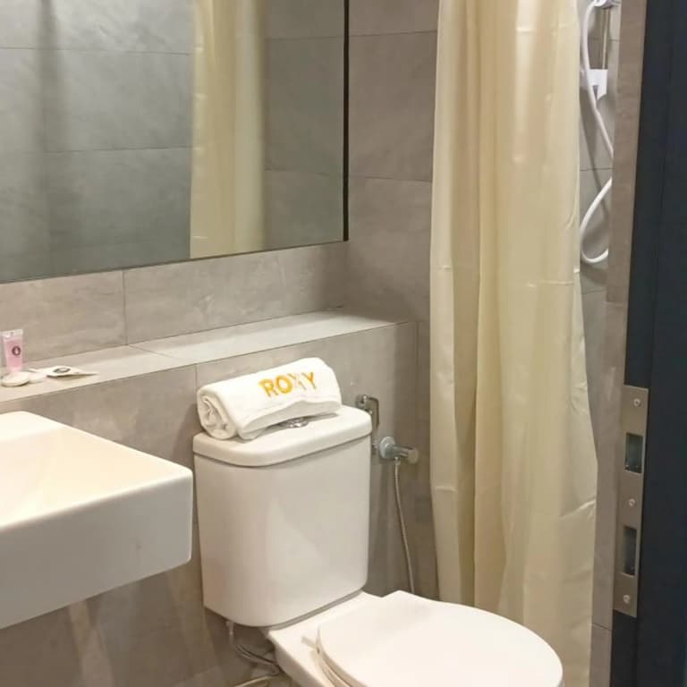 Roxy Hotel Sri Aman - photo 50