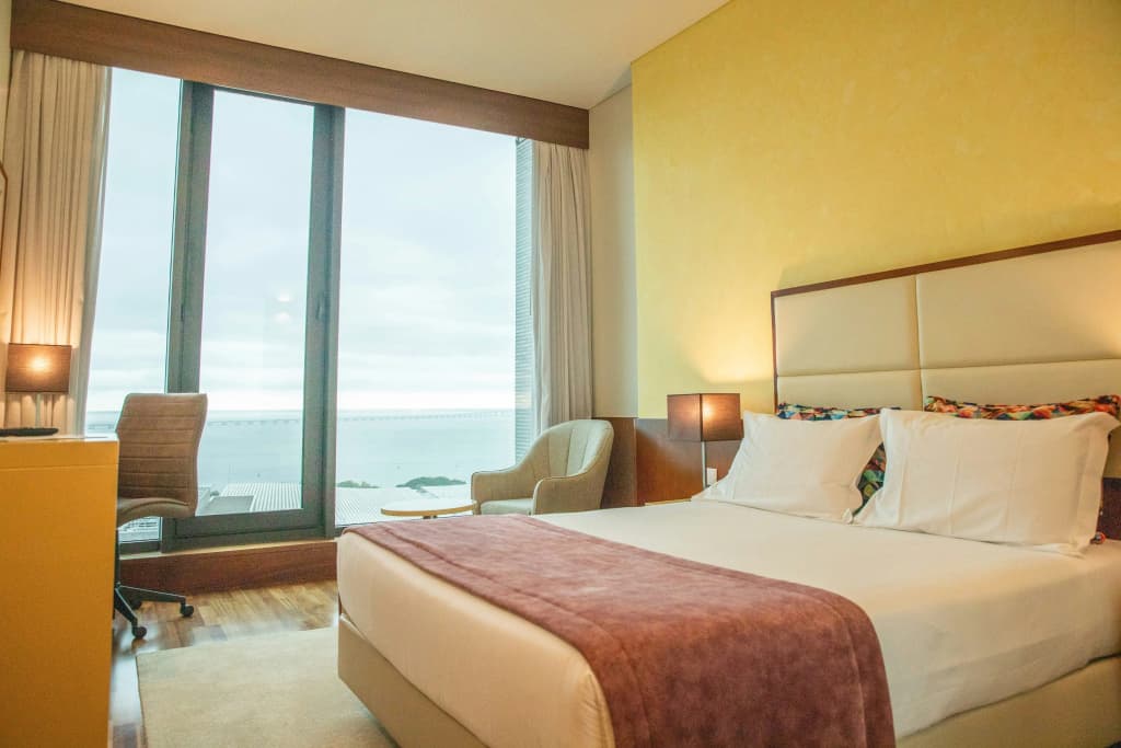 VIP Executive Art's Hotel - photo 5