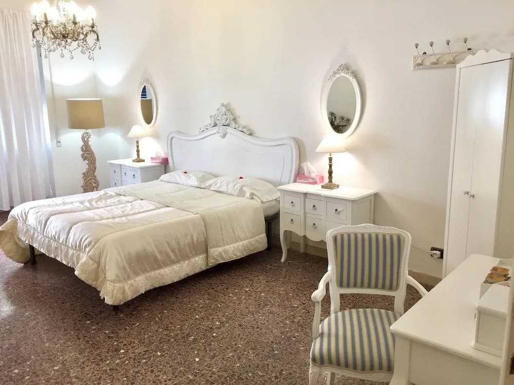 Vatican suites accommodation - photo 3