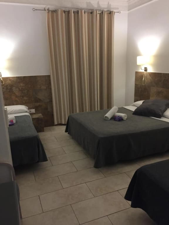 Martinval Hostel - photo 20