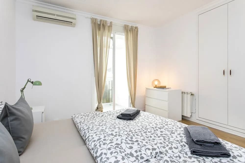 Stunning Apartment Bruc - photo 23