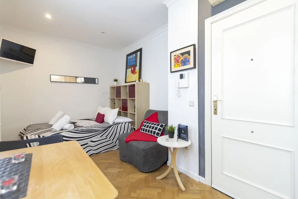 Dobo Homes Delicias Apartment I - photo 3