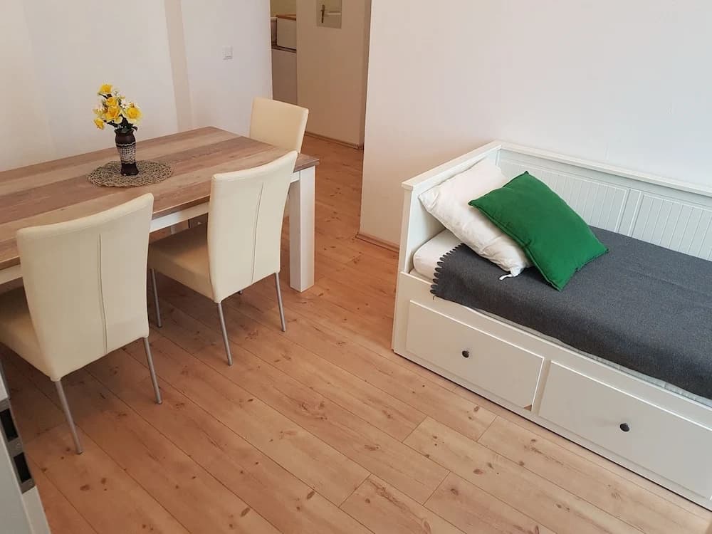 Sobieski Town Apartments - photo 3
