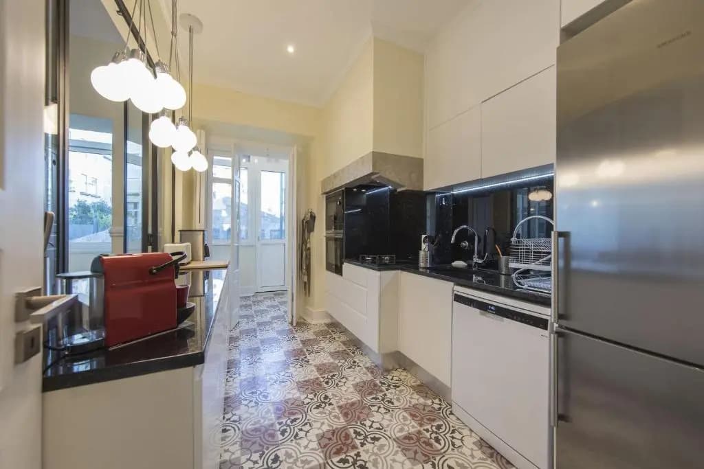 Spacious 4bdr River View - photo 18